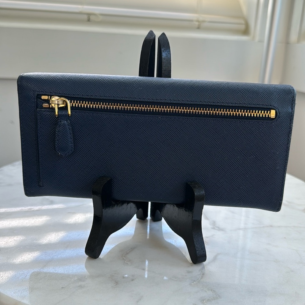 Prada Wallet - Picture 2 of 3